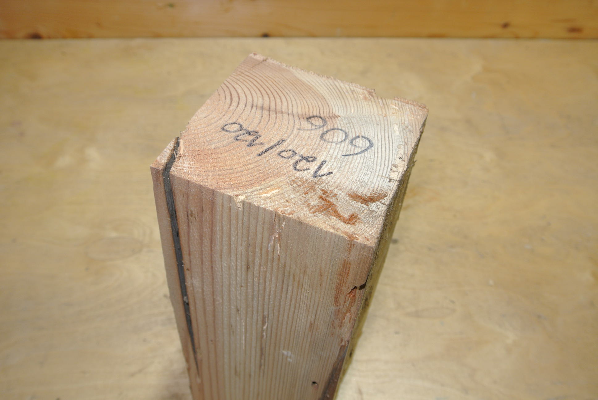 Altholz Kantel 300mm lang 120x120mm lt. Abb.