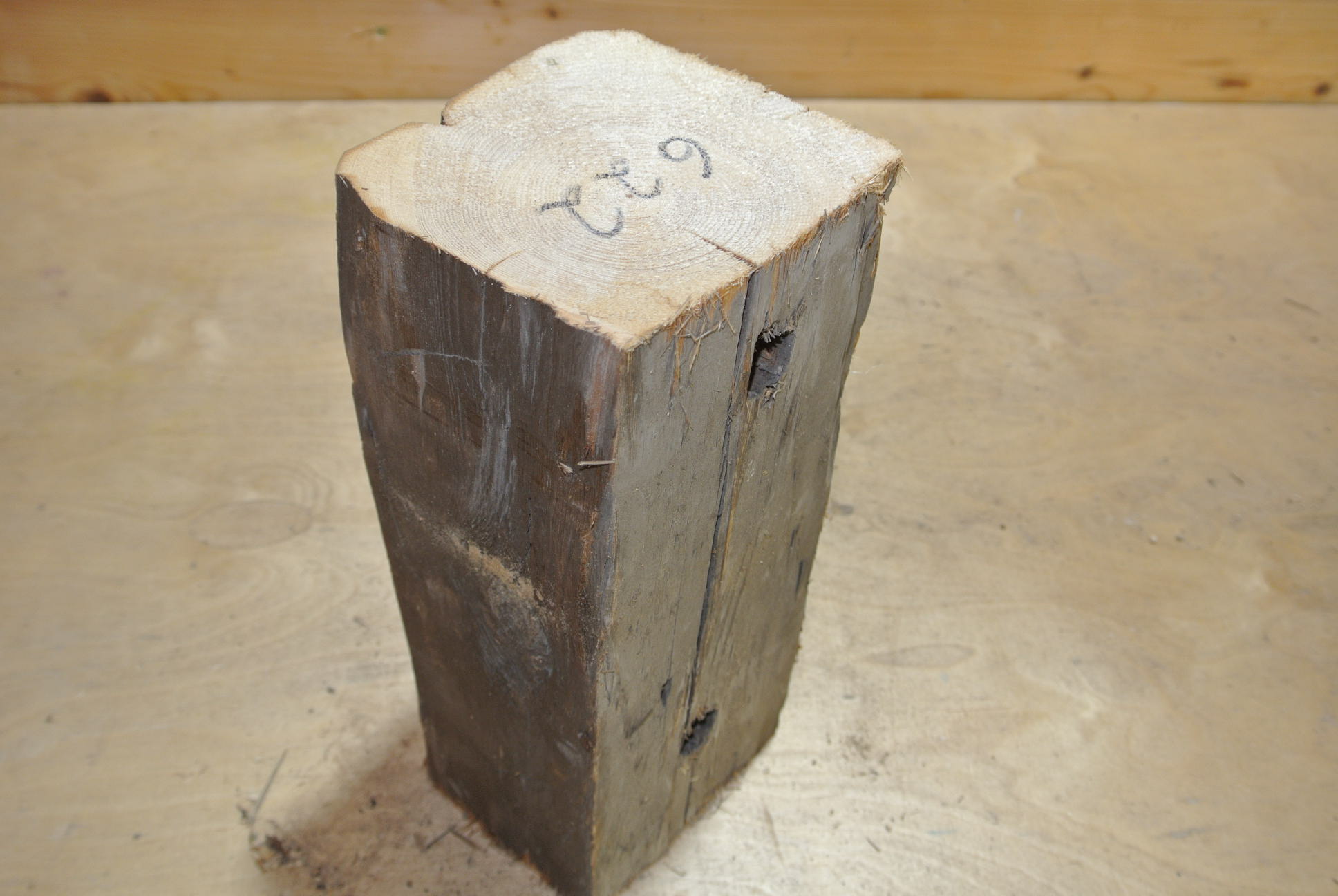 Altholz Kantel 300mm lang 120x120mm lt. Abb.