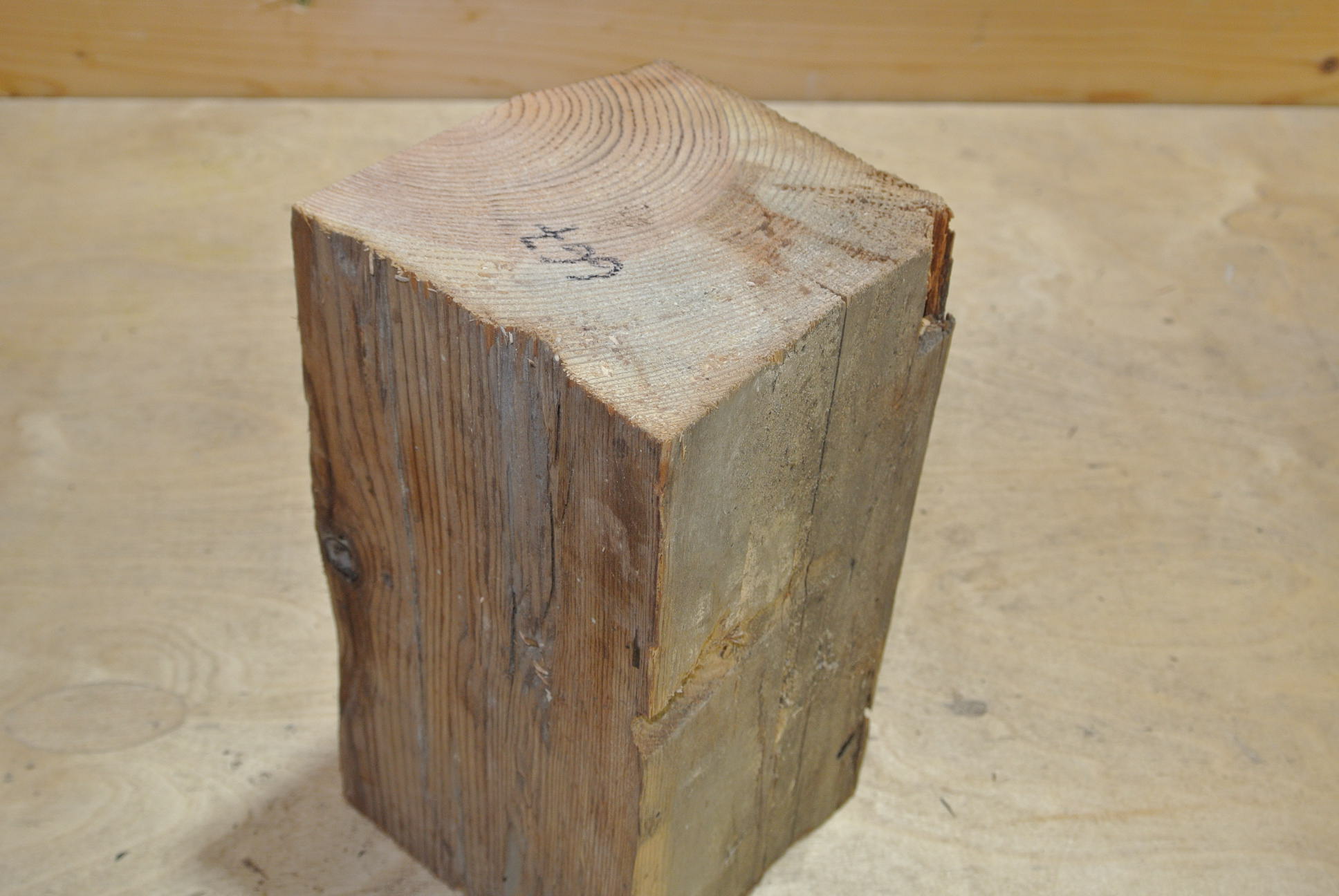 Altholz Kantel 200mm lang 120x120mm lt. Abb.