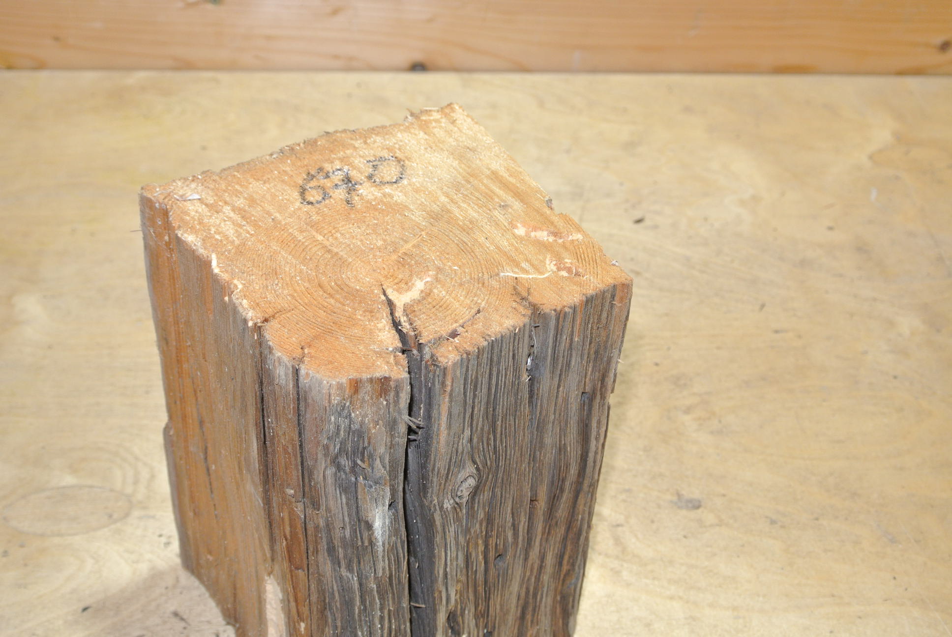 Altholz Kantel 200mm lang 120x120mm lt. Abb.