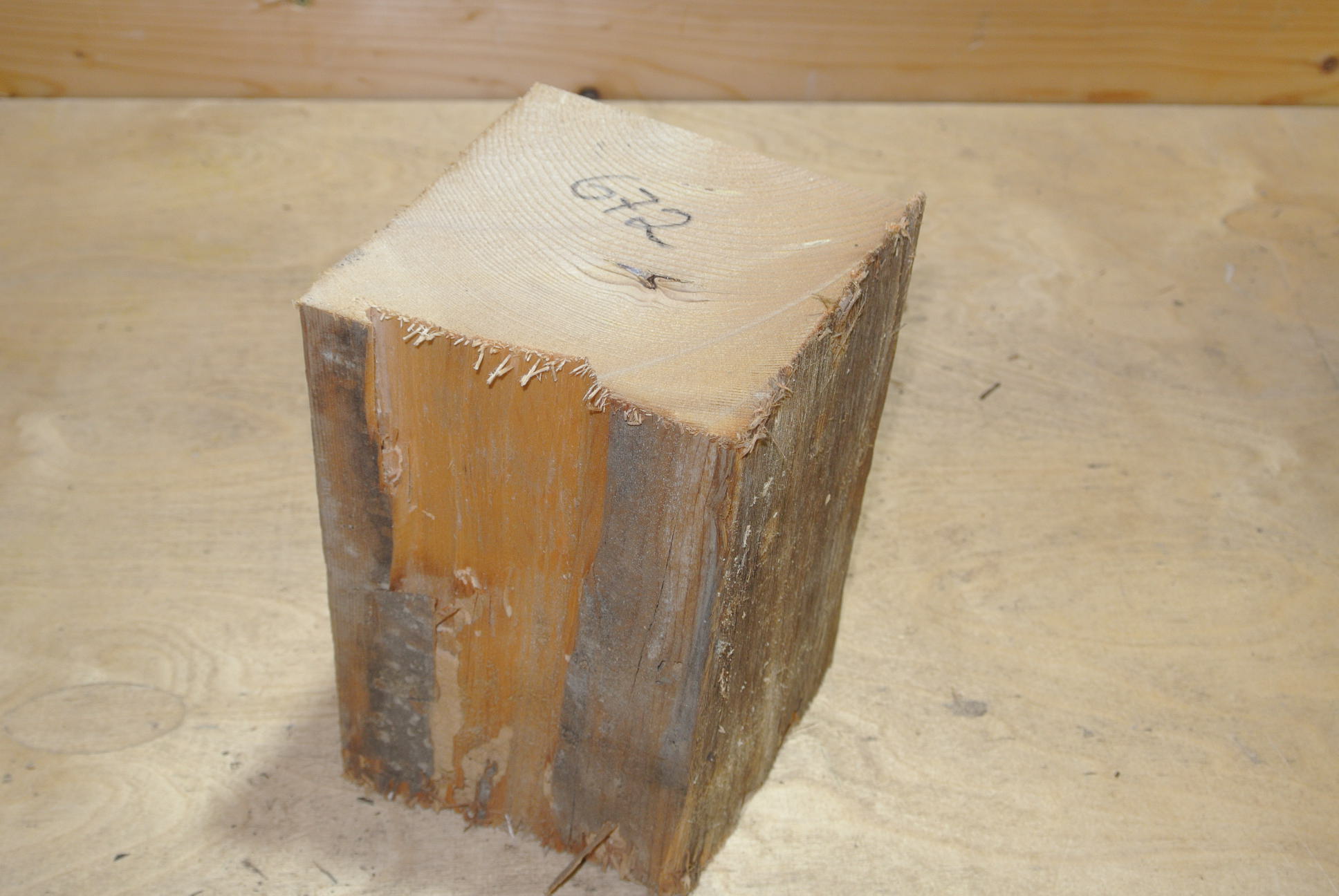 Altholz Kantel 200mm lang 120x120mm lt. Abb.