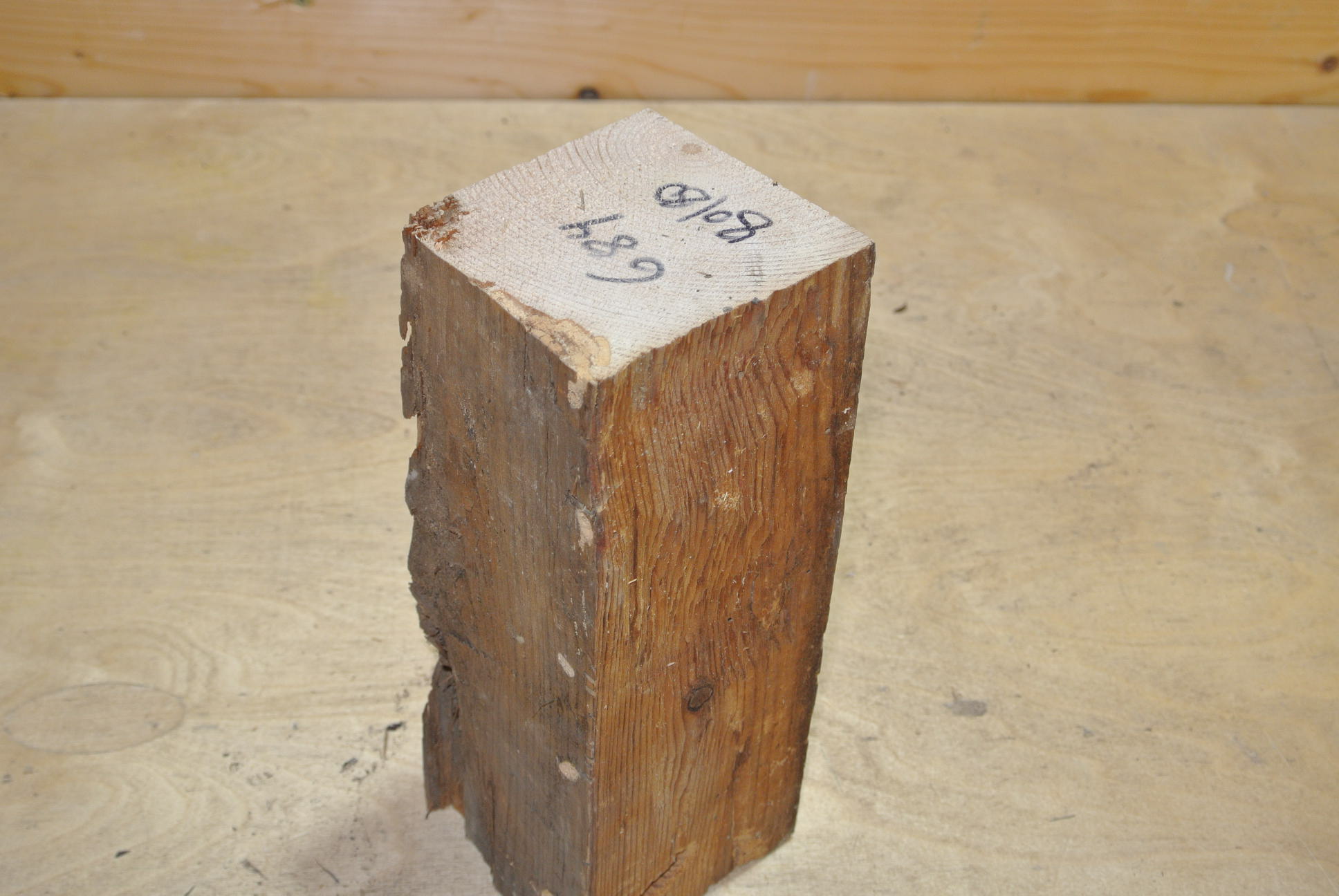 Altholz Kantel 200mm lang 80x80mm lt. Abb.